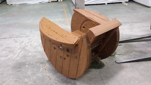 Spool chair