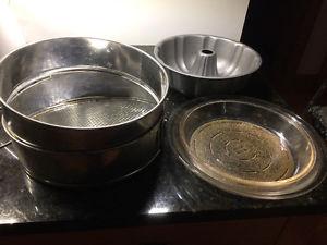 Springform pans, Bundt and pyrex pie plates
