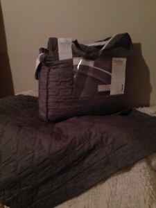 Twin Bed Quilt (Gray)