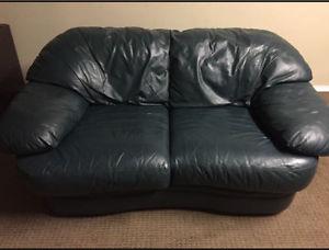 Wanted: Dark green couch