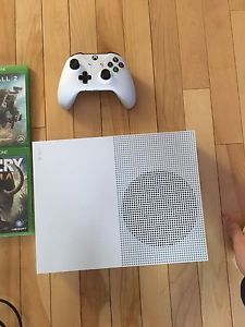 Xbox one S 1tb HDD with 4 games