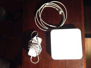 Apple AirPort Extreme Second Generation