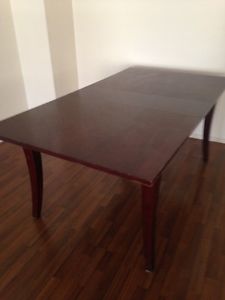 Dining wood table for Sale