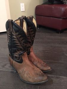 Men's western boot GUC