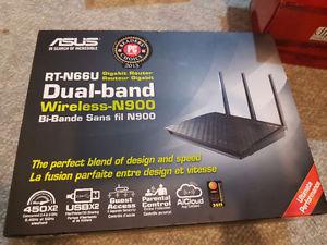 ASUS Dual-band 2x2 N900 Wifi 4-port Gigabit Wireless Router
