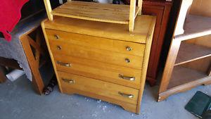 Antique Solid Wood 3-Drawer Dresser