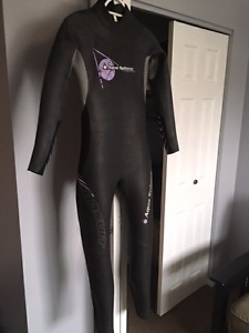 AquaSphere Wet Suit