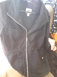 Black Old Navy utility jacket