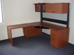 Cherry laminate "L" shaped workstation with hutch
