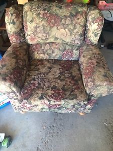 Clean chair for sale
