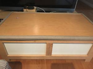 Coffee table great condition