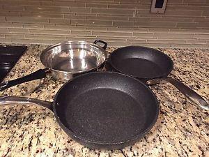 Heritage collection heavy cast iron frying pans