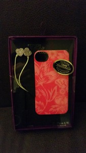 IPhone 4/4s case and ear buds