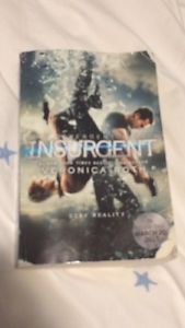Insurgent - Book 2 in Divergent Series