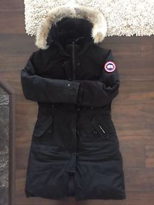 Ladies Canada Goose Jacket