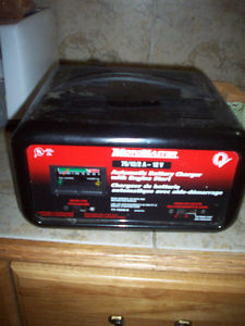 Motomaster Battery Charger with engine start!