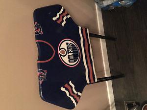 Oilers table