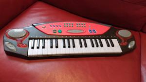Toddler keyboard musical instrument $20 takes