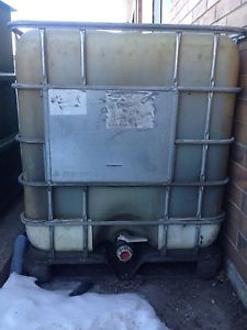 Used oil container