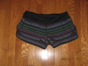 lululemon size 8 shorts