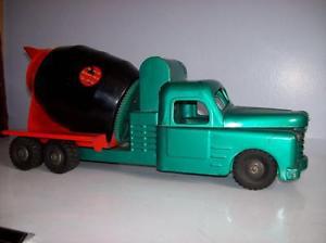 's STRUCTO PRESSED STEEL CEMENT TRUCK
