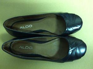 Aldo size 6 black leather shoes