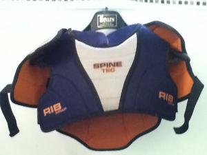 BOY SHOULDER PADS BY EASTON SYNERGY X-TREME
