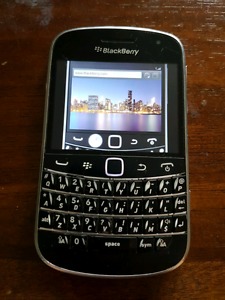 Blackberry Bold Touch 