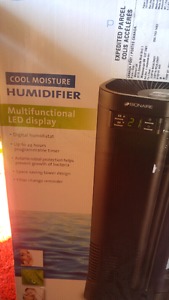 Brand new tower humidifier with digital screen