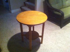 End table for sale