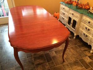 Fully restored antique table with 6 refinished chairs