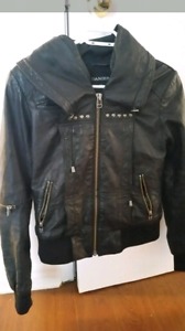 Ladies Danier leather jacket - Small