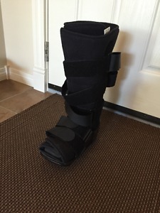 Medical Walking Boot, size M