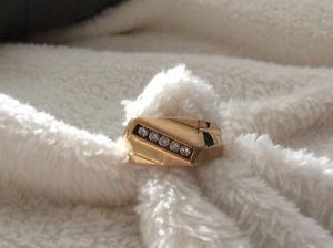Mens diamond and gold ring