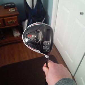 R15 Tayloremade driver 10.5 degree adjustable +/- 2 degrees