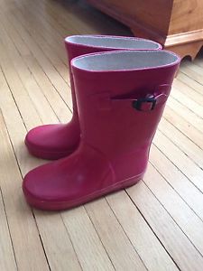 Size 1 pink rain boots