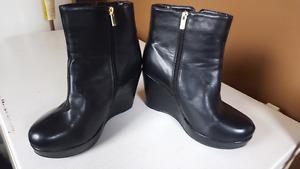 Size 11 ladies ankle booties