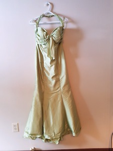 Size 8 Green dress with gold shimmer
