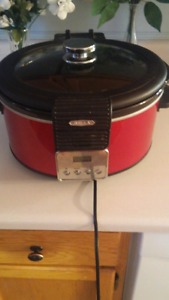 Slow cooker
