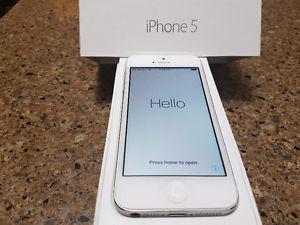 iPhone 5 16 Gb (MTS) in original box with all accessories