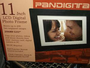 11 inch Digital photo Frame