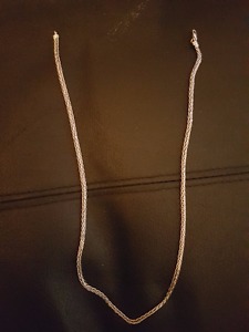 19 inch 10k White gold chain/necklace