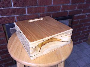 Iphone oak wood speaker