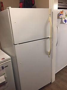 Kenmore Fridge / Freezer