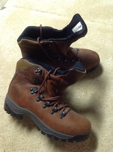 Merrell Explorer leather hiking boots