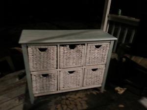 WICKER DRAWER WITH RUSTIC LOOK