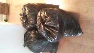 3 full garbage bags of women's extra large clothes