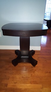 Ashley Furniture Coffee & End Tables