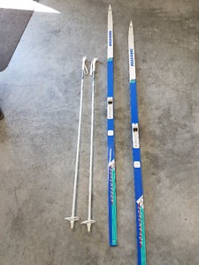 Cross Country Skis Vintage