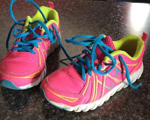 Girls sneakers